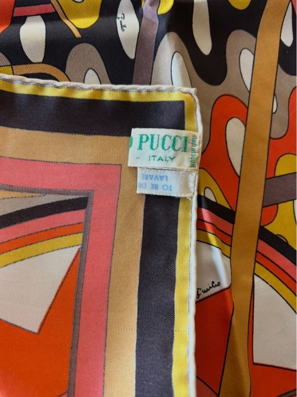 Vintage Emilio Pucci Silk Scarf Made in Italy Hand Rolled Edges ~ 17" x 17" - Picture 7 of 10